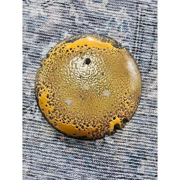 Midcentury Hanova of Pasadena Yellow Enamel on Steel Ashtray - Picture 3 of 6